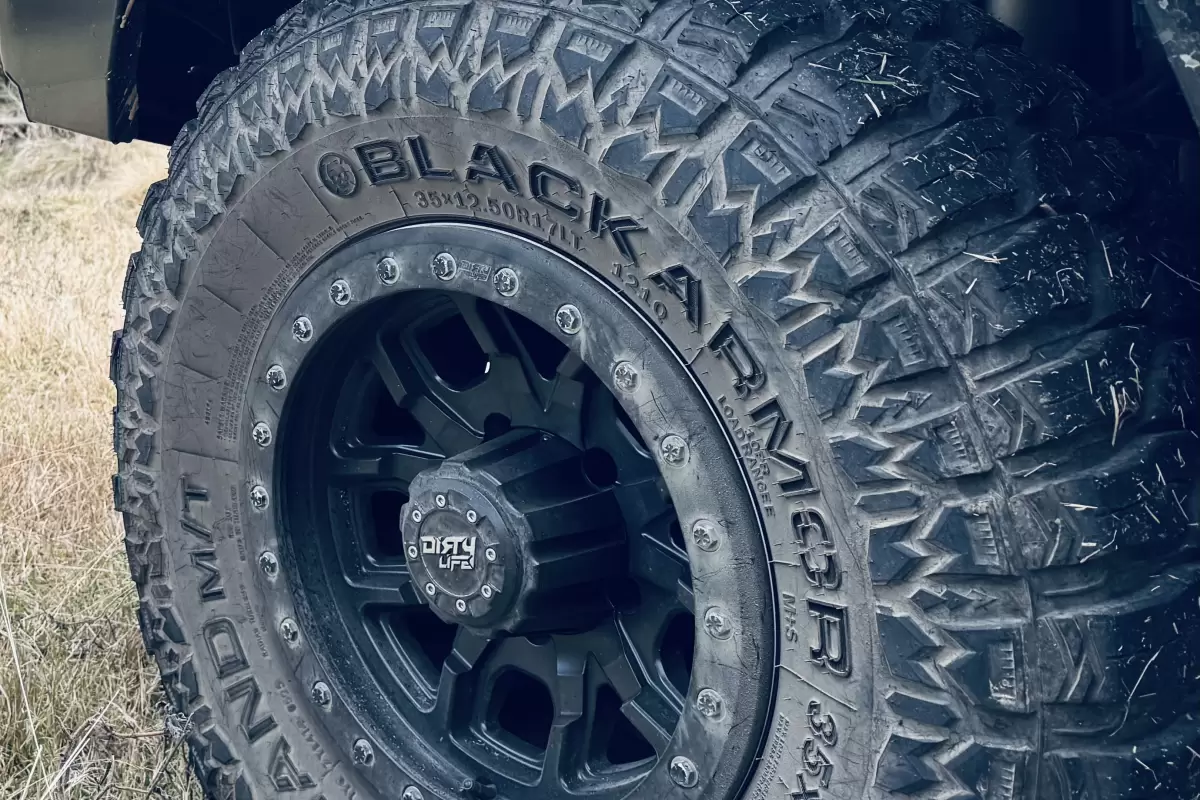 DIRTY COMMAND M/T